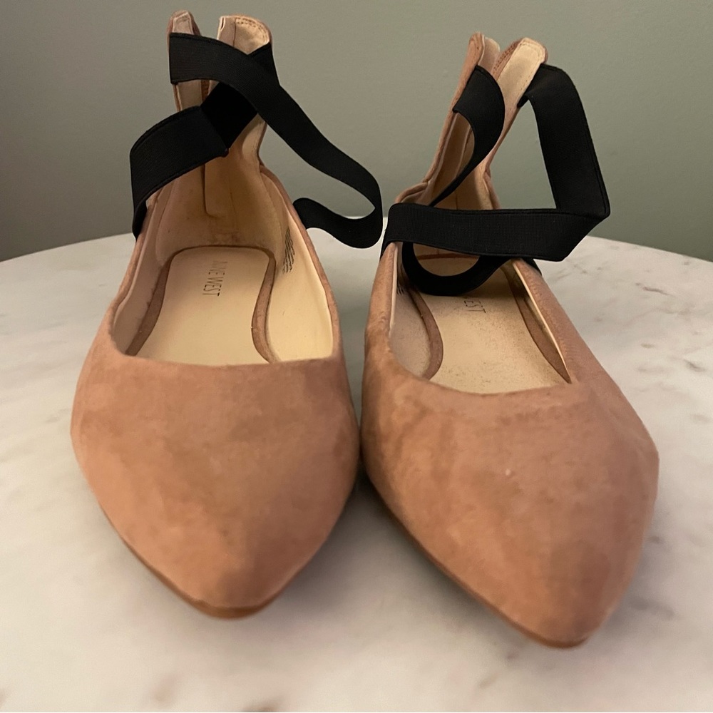 Nine West Ballet Inspired Suede Flats in Beige Size 6M